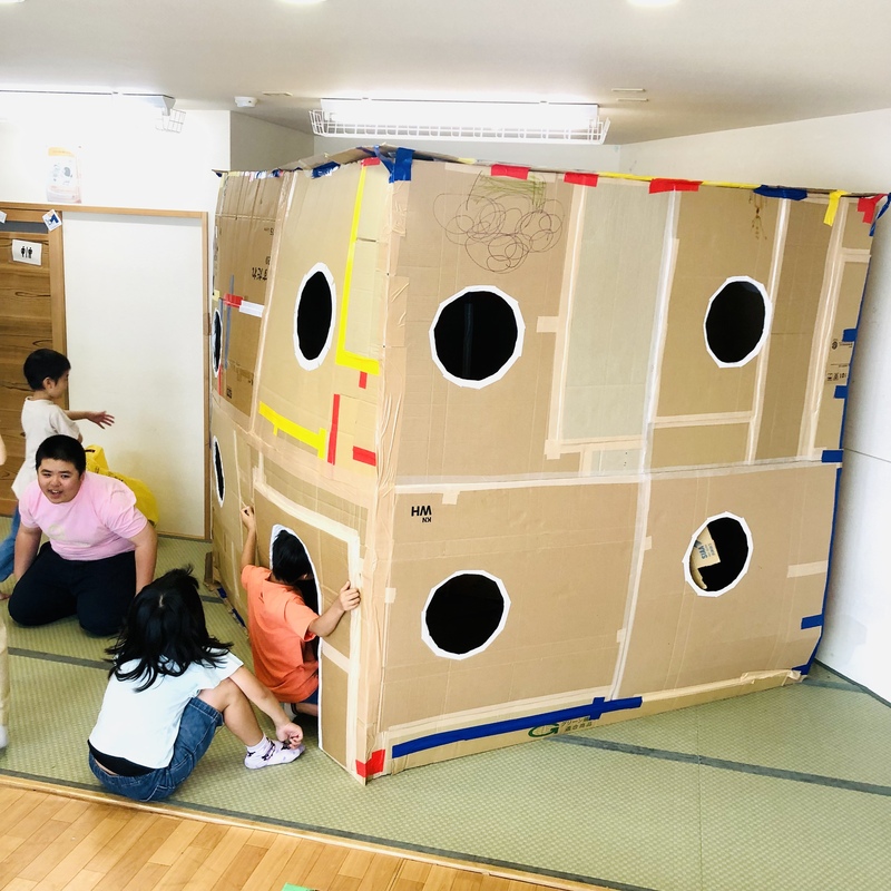 こどもアトリエごっこ